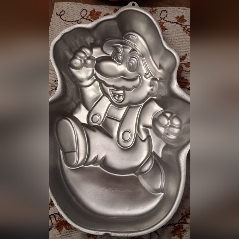 Silver Character Cake Pan